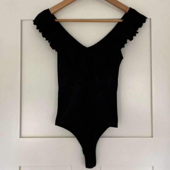 WILFRED Danette Ruffle Black Bodysuit S - Picture 3 of 3